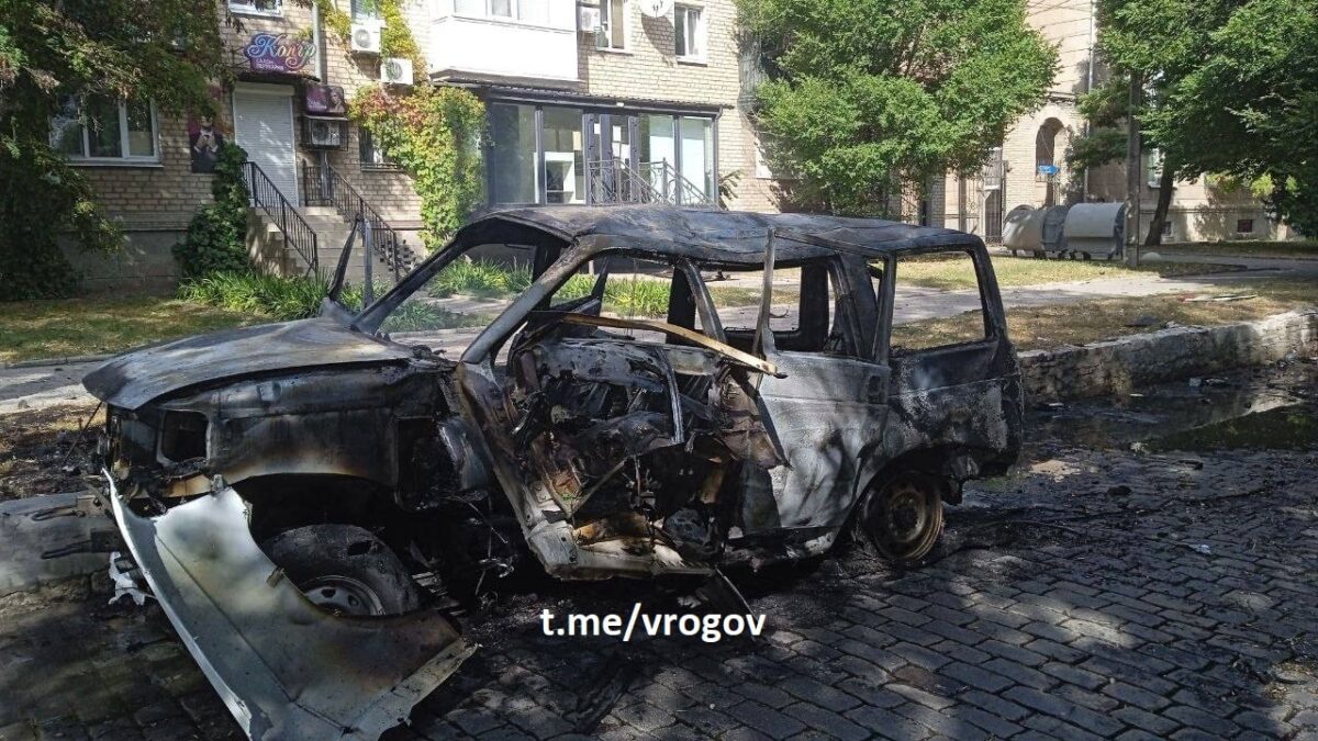 Бердянск взорвали авто российского коменданта